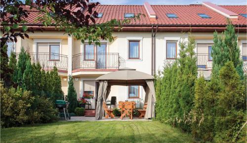 Five-Bedroom Holiday Home