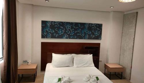 Queen Room