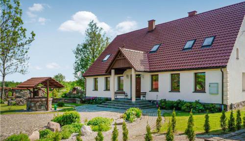 Nine-Bedroom Holiday Home