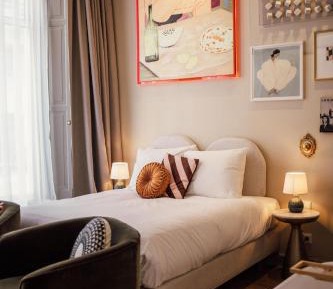 Deluxe Double Room with Bath