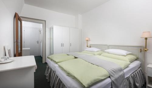 Double or Twin Room - Disability Access