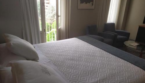 Executive Queen Room
