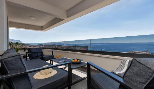 Apartment with Sea View