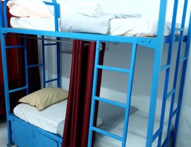 8-Bed Mixed Dormitory Room