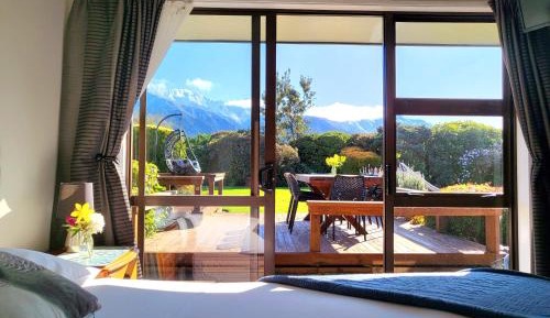 Suite with Mountain View