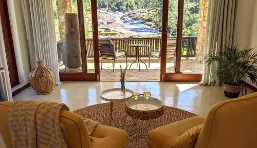 Deluxe Double or Twin Room with River View