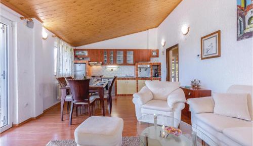 Six-Bedroom Holiday Home