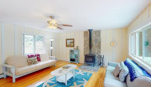 Four bedroom holiday home 