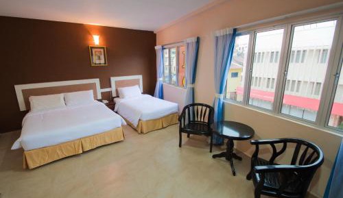 Deluxe Triple Room