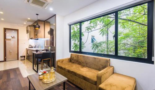 Apartment with Garden View