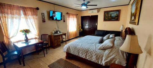 Standard King Room