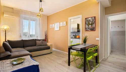 Superior One-Bedroom Apartment with Balcony