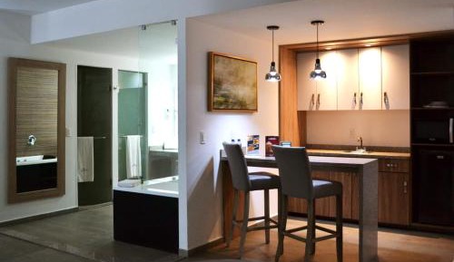Suite with Spa Bath