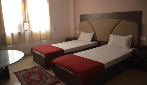 Superior Deluxe Double or Twin Room 