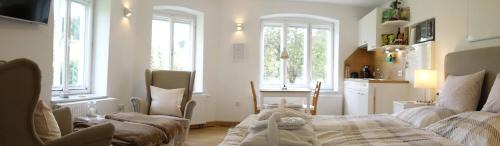 Apartment with Garden View