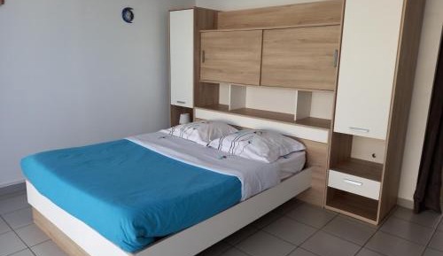 One-Bedroom House