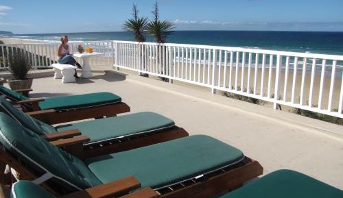 Duplex Suite with Patio and Ocean View - Pebbles