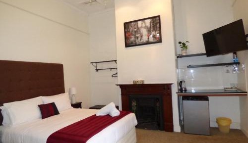 Queen Room