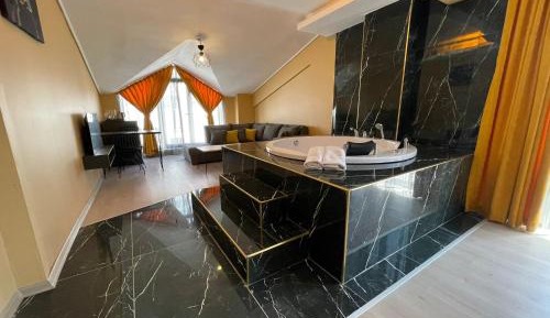 King Room with Balcony