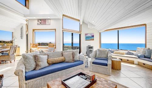 Four bedroom holiday home 