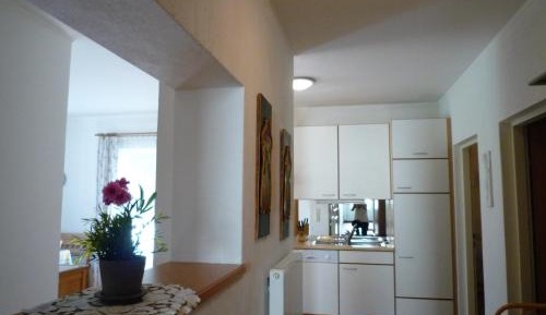 Three-Bedroom Apartment TOP 1