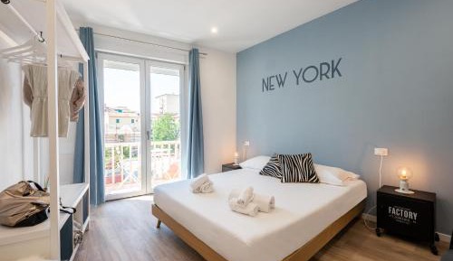 Deluxe Triple Room with Sea View