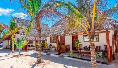 Bungalow with Patio