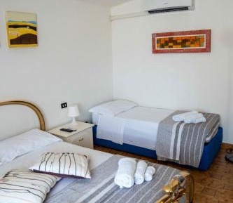 Triple Room with Private Bathroom