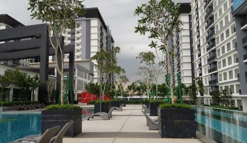 Apartment with Garden View