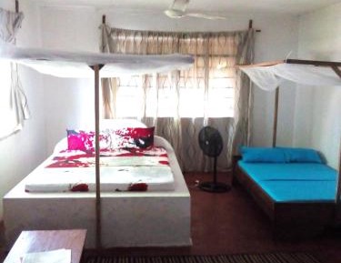 Triple Room with Private Bathroom