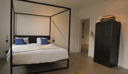 Deluxe Double Room with Shower
