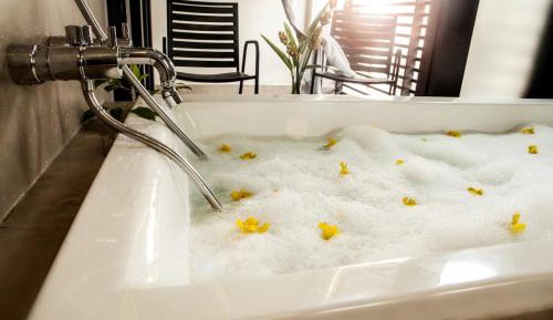 Deluxe Double Suite