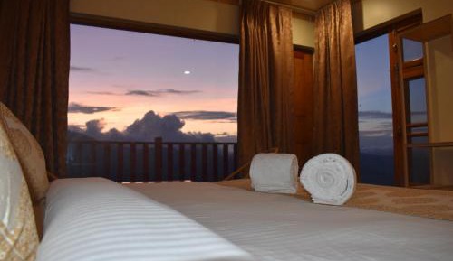 King Room with Mountain View