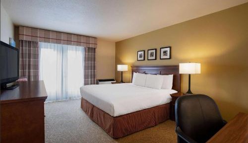 1 King Bed, Mobility Accessible Room, Bathtub w/ Grab Bars, Non-Smoking