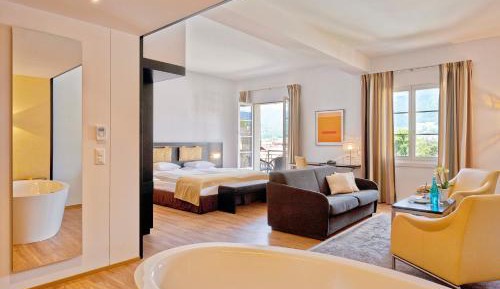 Double Room with Christmas Package