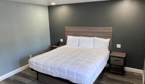 Deluxe Two-Bedroom Suite