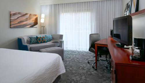 King Room with Sofabed