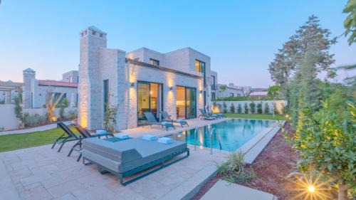 Villa with Private Pool