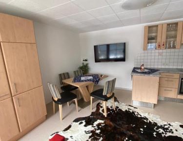 Two-Bedroom Apartment with Shower 