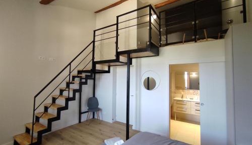 Quadruple Room with Private Bathroom