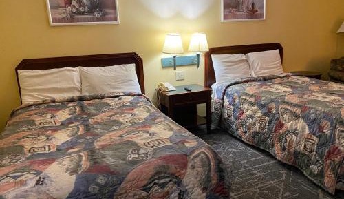 Double Room with Two Double Beds - Non-Smoking
