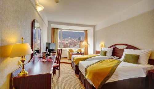 Twin Standard Room with Spa Access