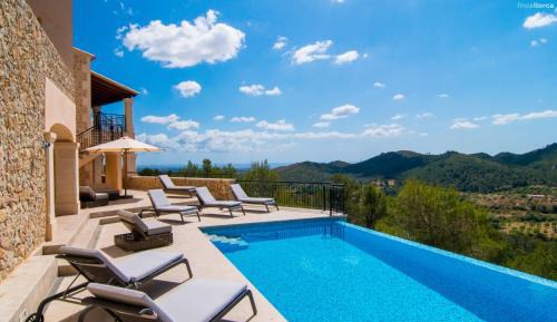 Villa with Sea View