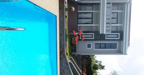 Papandayan Three Bedroom Villa