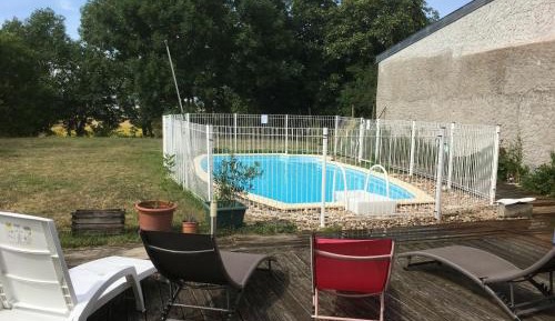Holiday Home (12 Adults)