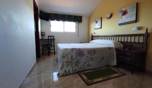 Standard Queen Room