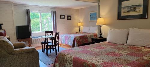 Queen Room with Two Queen Beds
