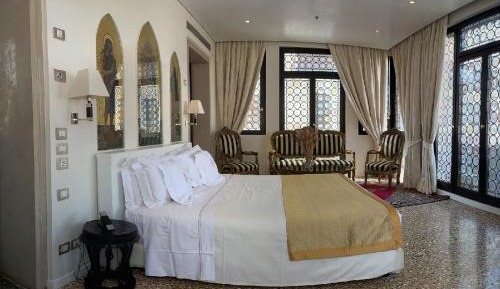 Junior Suite with Garden View