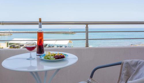 Studio with Sea View