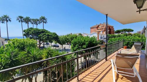 Two-Bedroom Apartment with Sea View